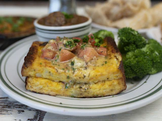 Elsie's Plate & Pie