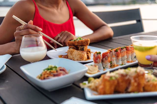 Tsunami Sushi